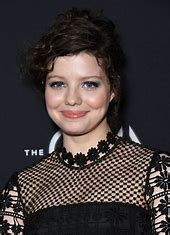 chloe levine age